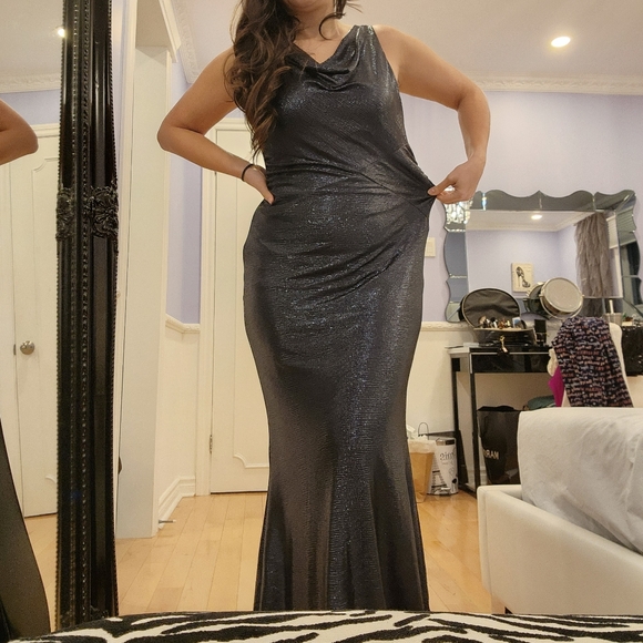 Evening Dress - Formal - Prom - Gala - Picture 9 of 9